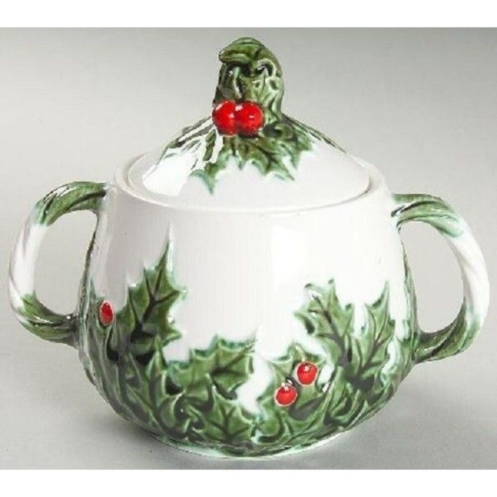 Vintage Lefton White Holly Berry Christmas Holiday Lidded Sugar Bowl 604 Japan